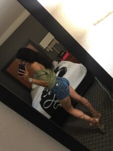 Virgin Human Hair 13x4 Straight Lace Front Wigs 180% Density photo review