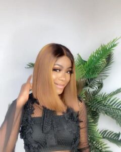 Black Root Ombre 1B/27 Straight BOB Lace Front Wig photo review