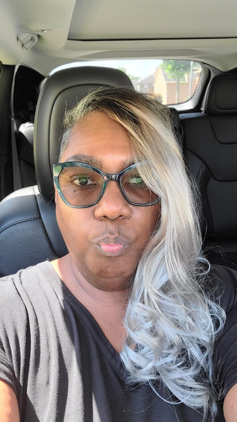 Virgin Hair Natural Straight 1B/ Green Grey Hair Bundles photo review