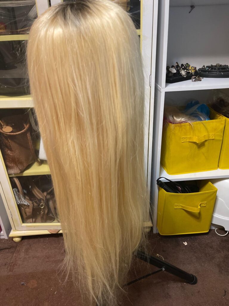 Black Root 1b/613 Ombre Virgin Human Hair Lace Front Wigs Silky Straight photo review